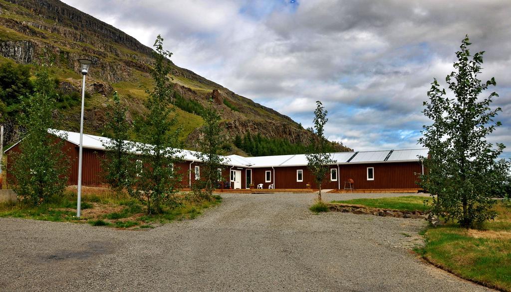 Hengifoss Guesthouse Valpjofsstathur Exterior foto