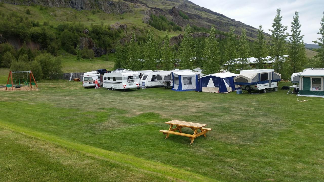 Hengifoss Guesthouse Valpjofsstathur Exterior foto